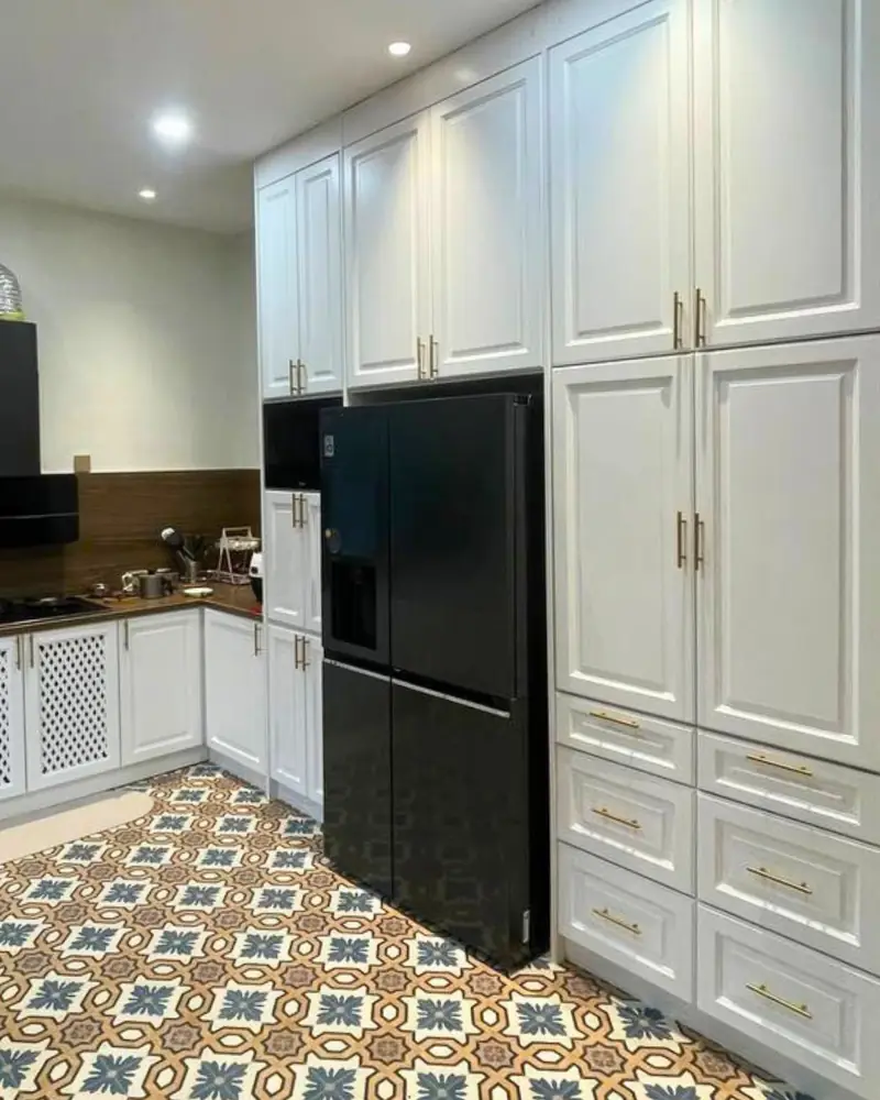 Kitchen Cabinet