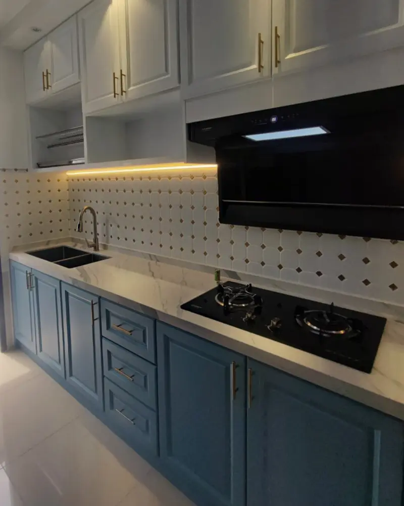 Kitchen Cabinet